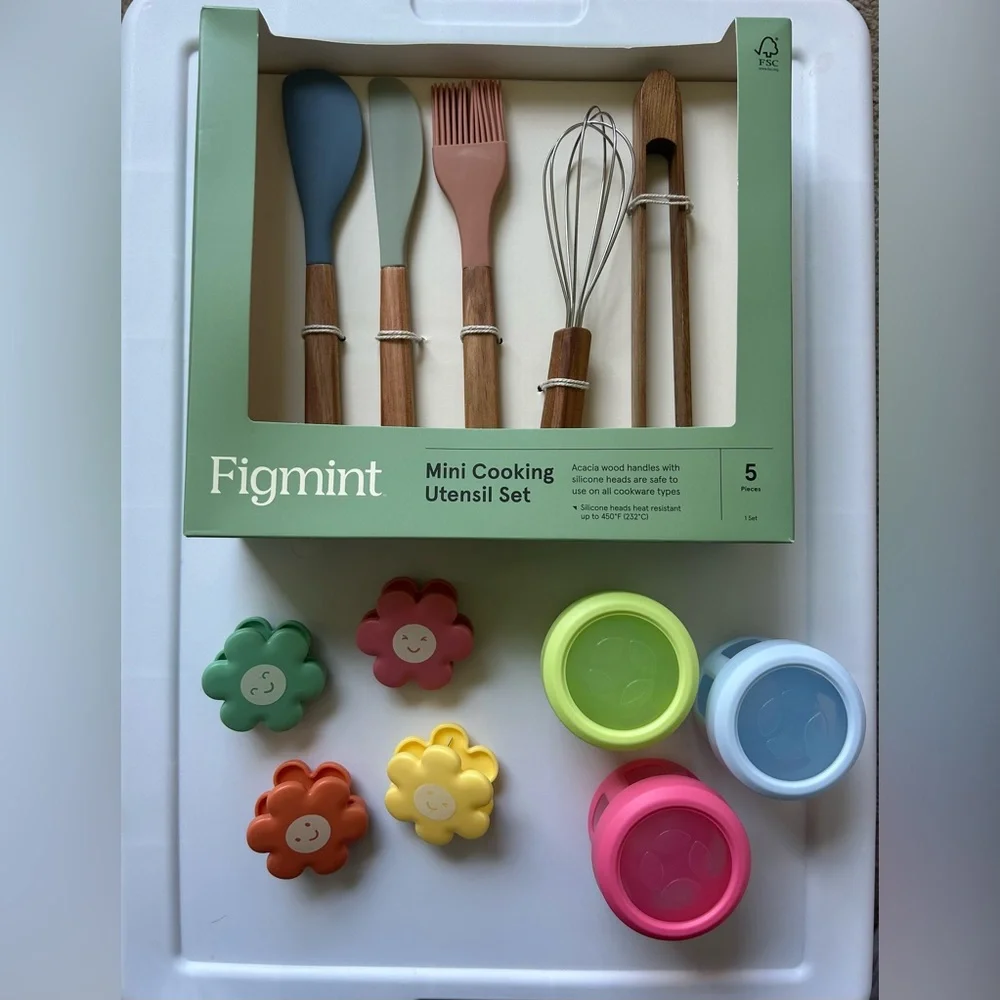 Fun Kitchen Set!